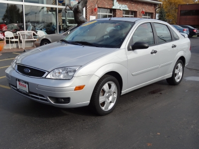2007 Ford focus se accessories