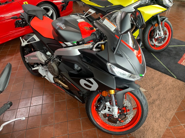 Aprilia a Aprilia - schwarz