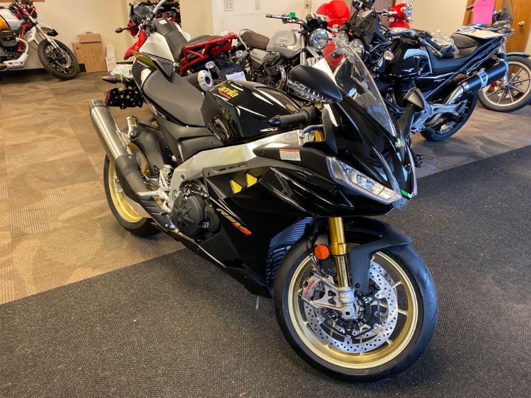 2022 Aprilia RSV4 Factory 1100