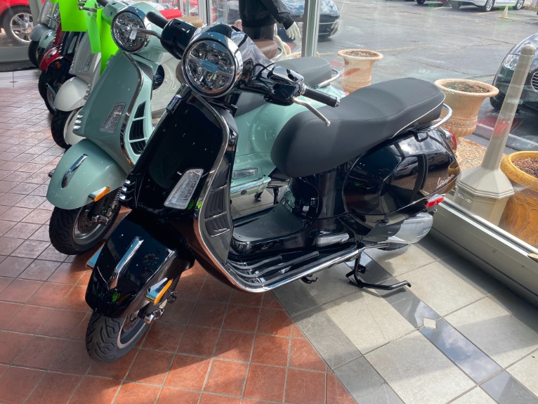 2023 VESPA GTS SUPER 300 HPE