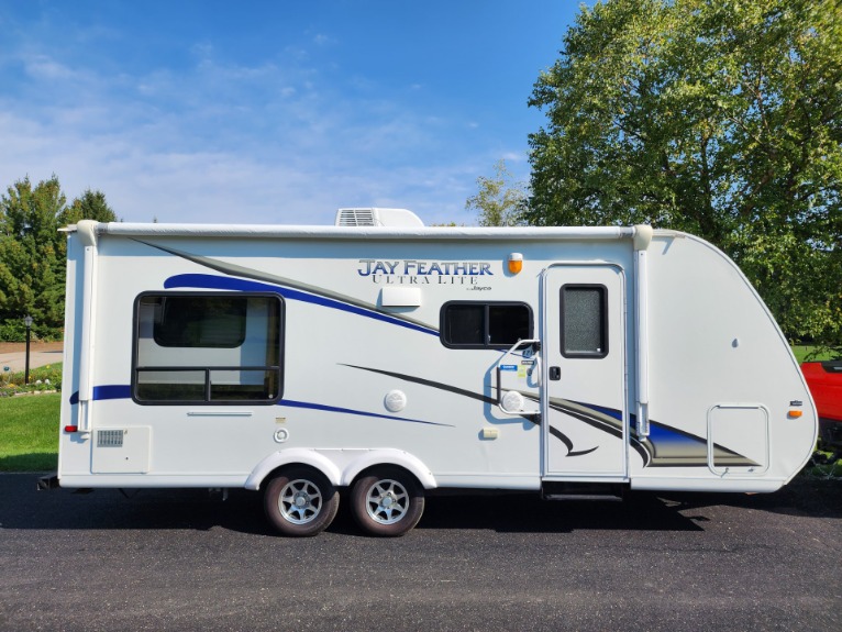 2012 JAYCO JAY FEATHER ULTRA LITE 24ft