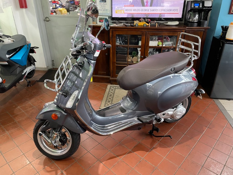 2023 VESPA Primavera 50