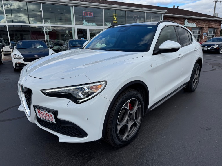 2022 Alfa Romeo Stelvio