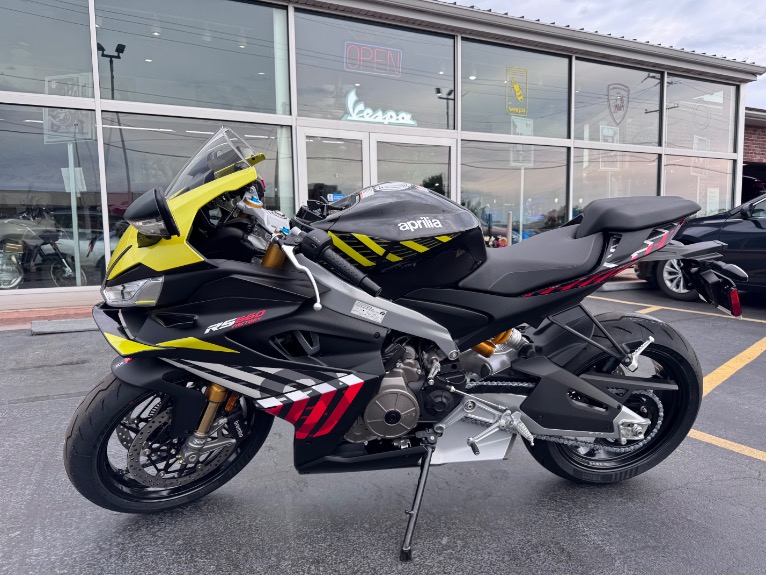 2027 APRILIA RS 660 FACTORY