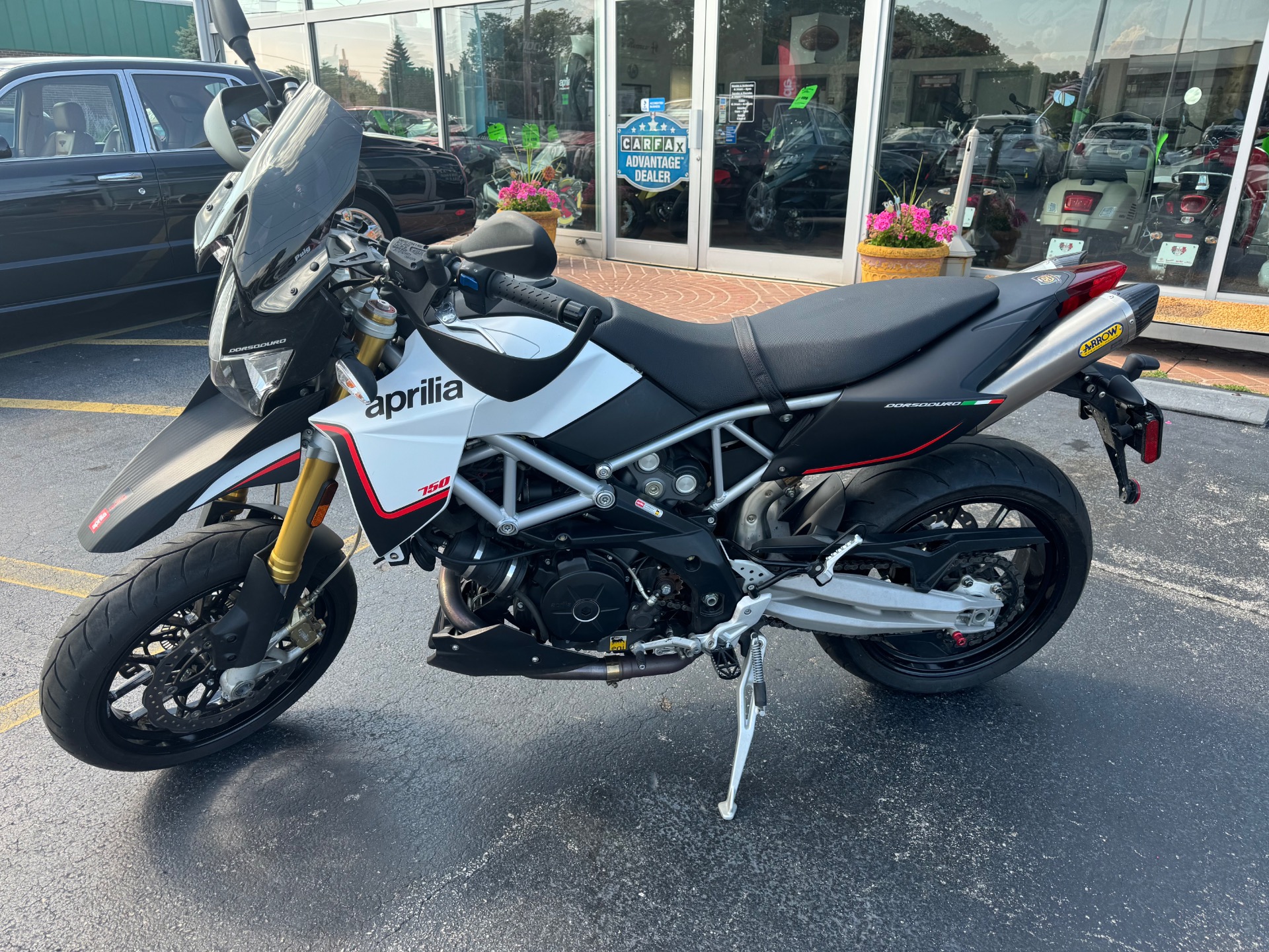 Aprilia dorsoduro 750 price hotsell
