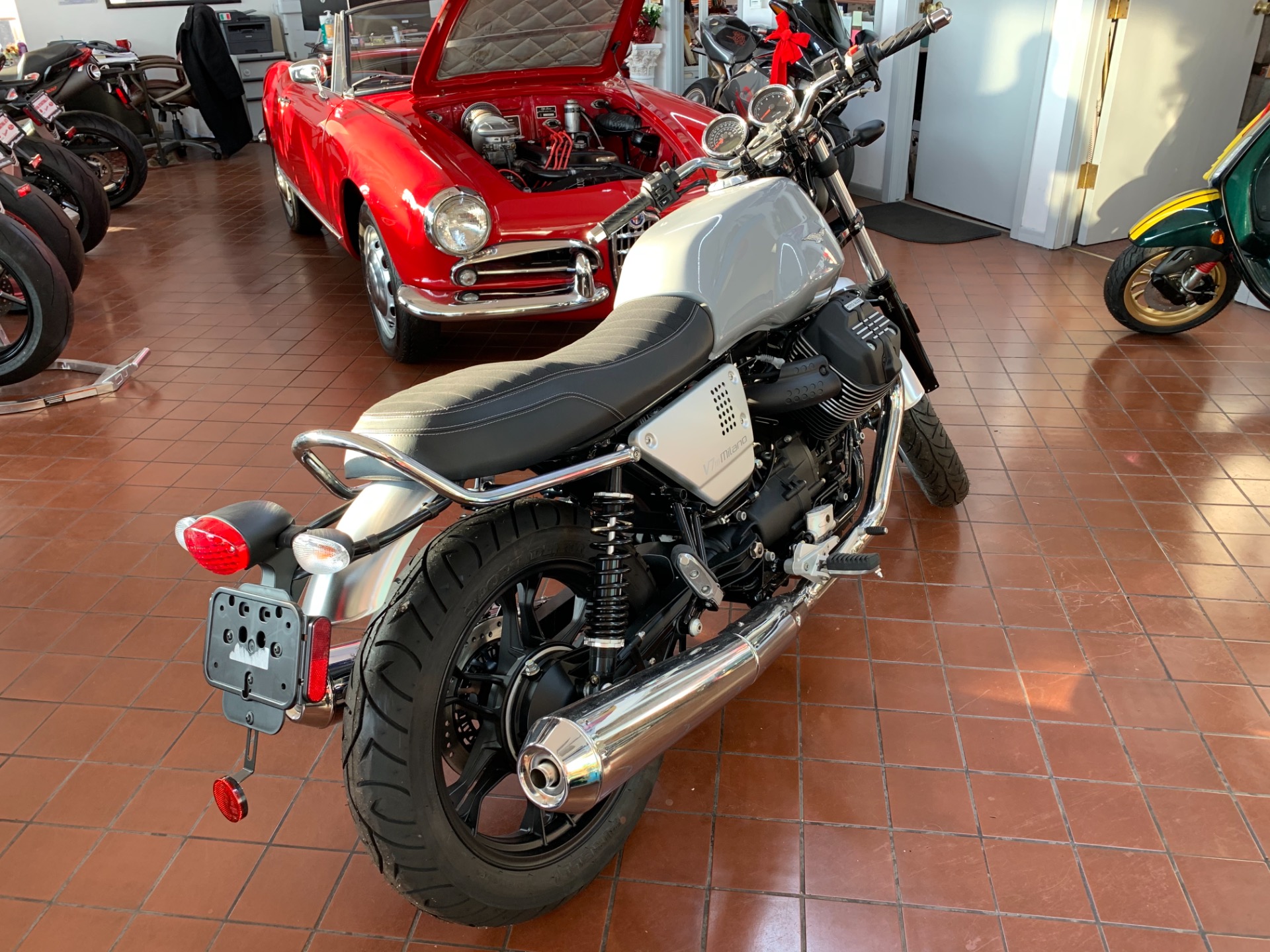 2018 Moto Guzzi V7 III Milano Stock 11069 for sale near Brookfield WI WI Moto Guzzi Dealer
