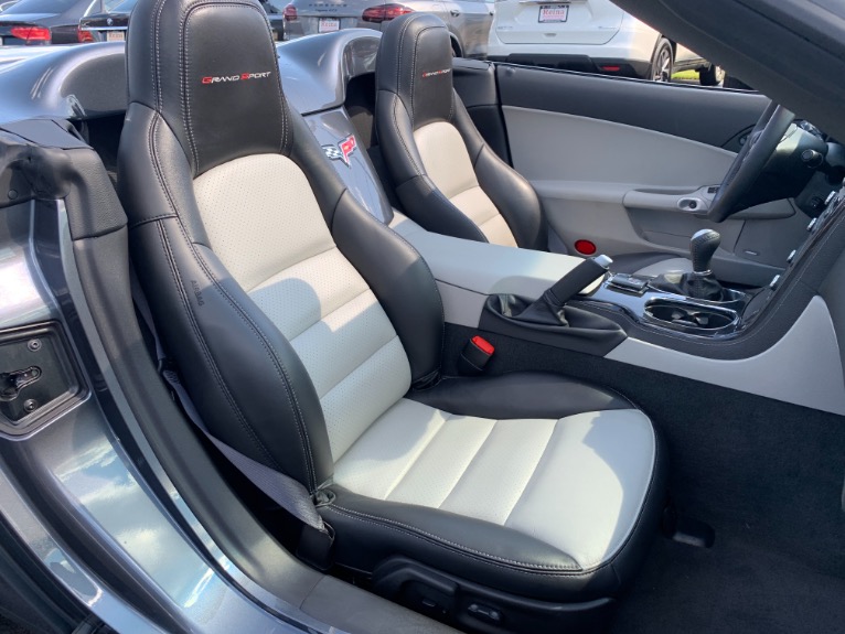 Used-2011-Chevrolet-Corvette-Convertible-Z16-Grand-Sport-3LT