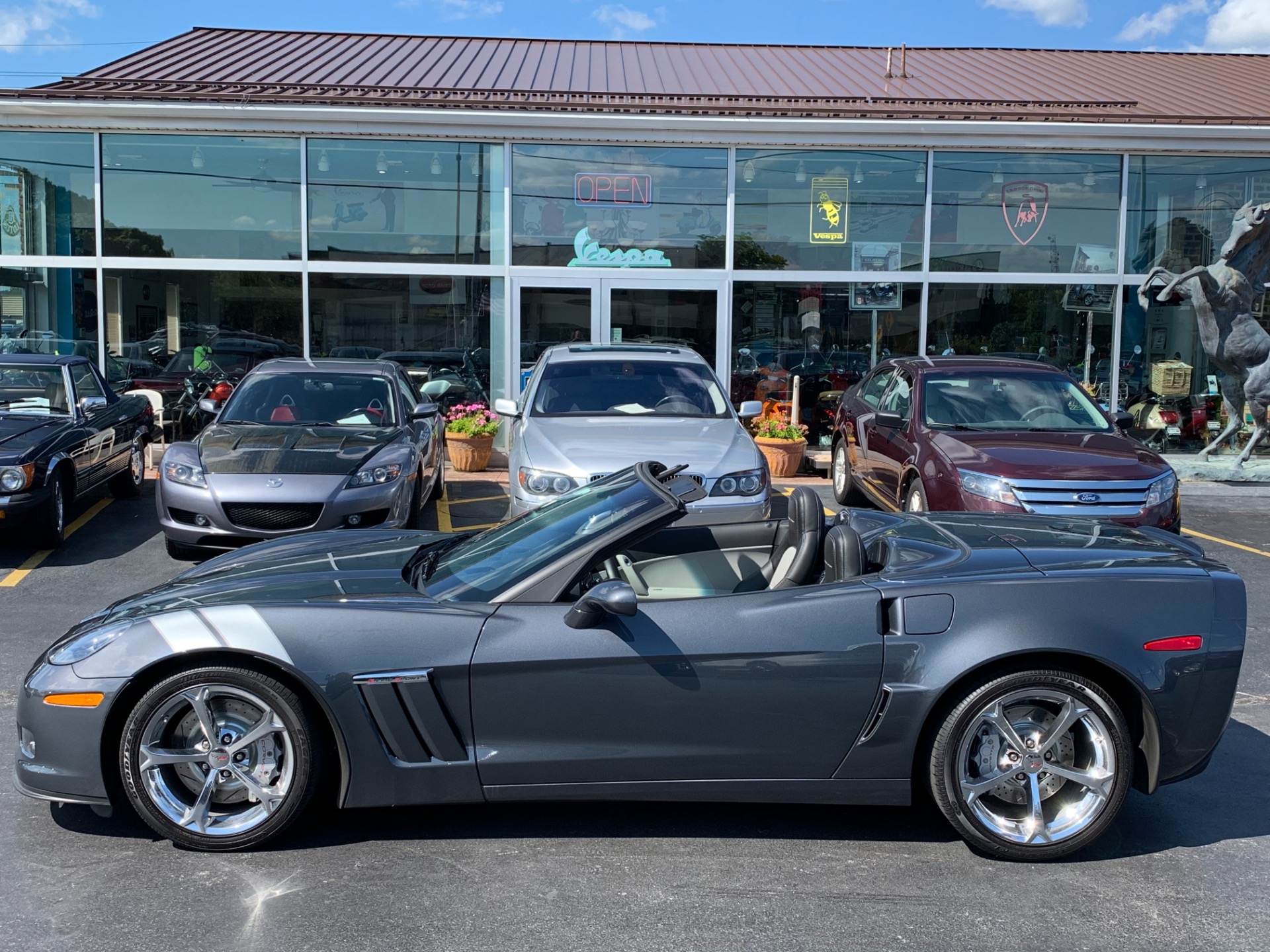 Used-2011-Chevrolet-Corvette-Convertible-Z16-Grand-Sport-3LT