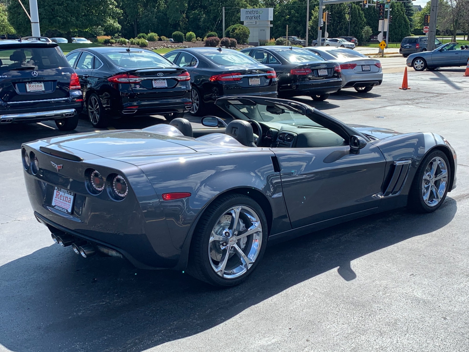 Used-2011-Chevrolet-Corvette-Convertible-Z16-Grand-Sport-3LT