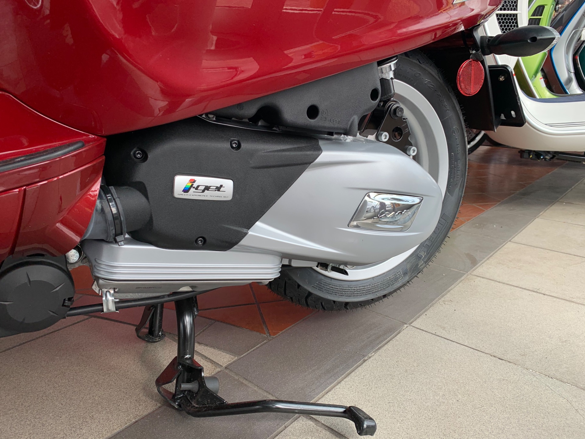 New-2020-VESPA-PRIMAVERA-150-TOURING