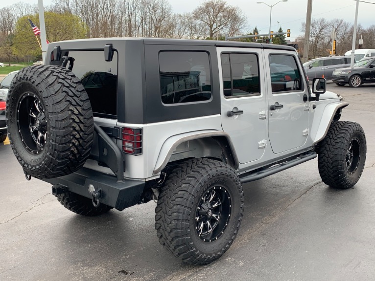 2007 Jeep Wrangler Unlimited Sahara 4x4 Rubicon Express Lift Stock # 0367  for sale near Brookfield, WI | WI Jeep Dealer