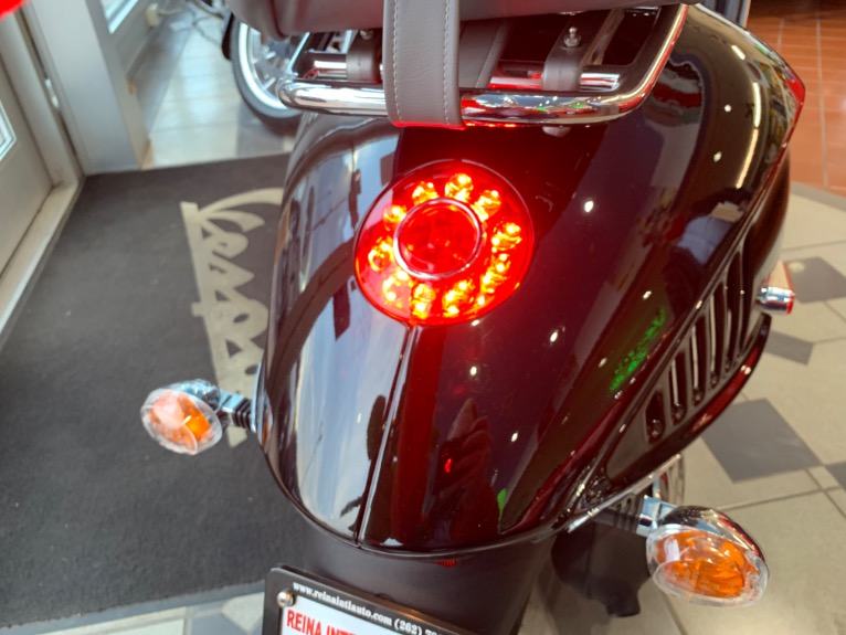 Vespa 946 November 2013 masuk US, harga USD 9,946 – Blognya Arantan