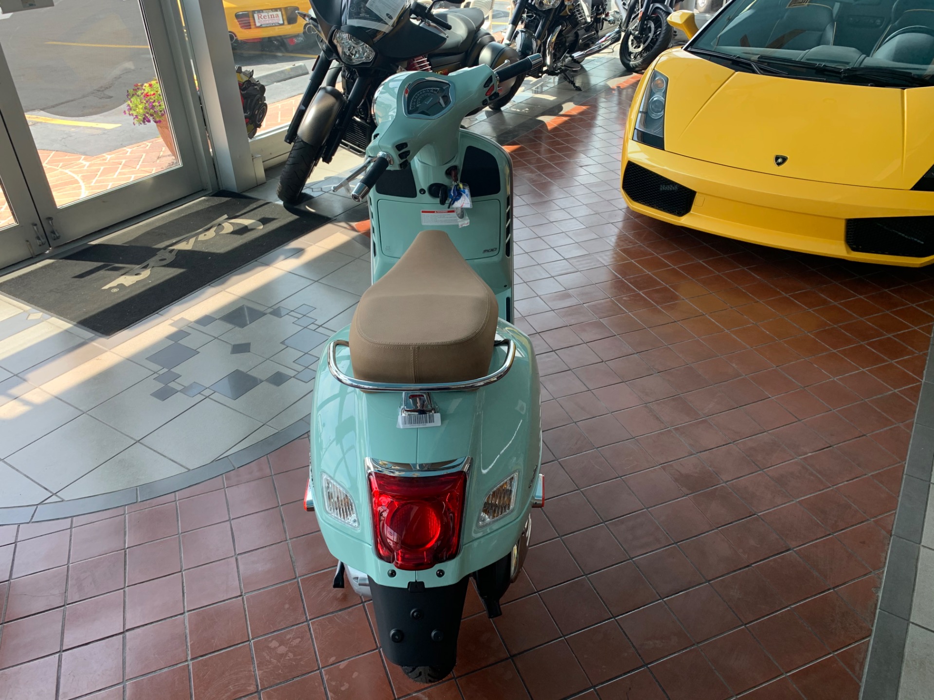Casco vespa clearance verde relax