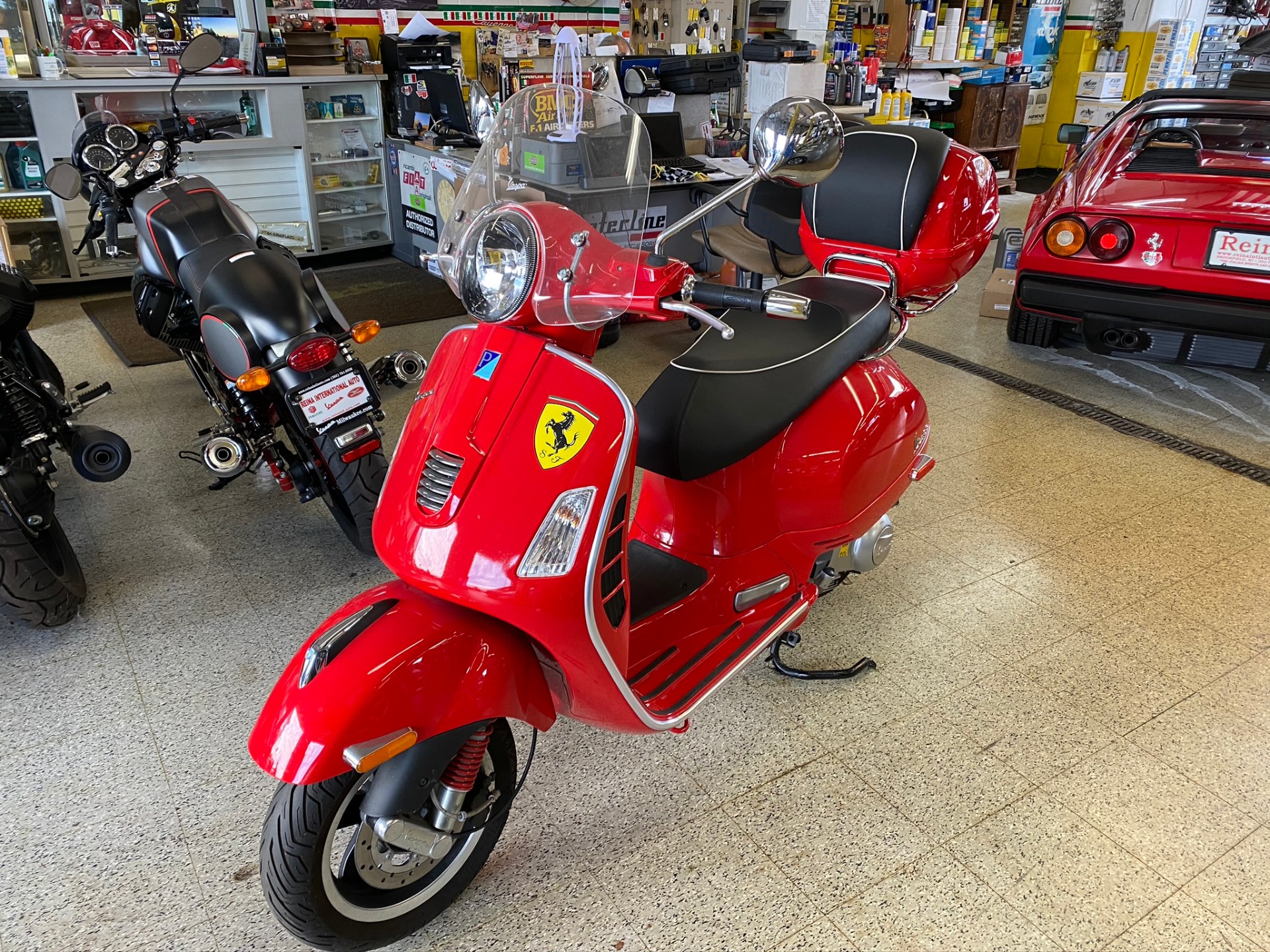 2013 Vespa GTS Super 300cc Stock # 3844 for sale near Brookfield, WI ...