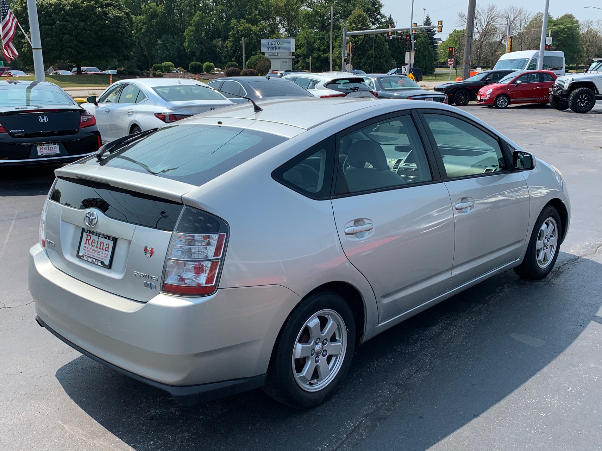 Used-2004-Toyota-Prius