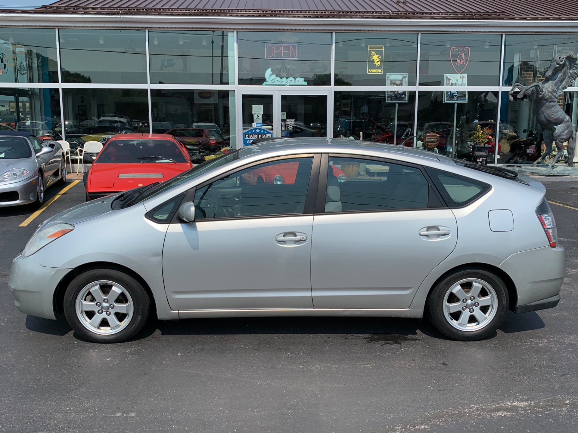 Used-2004-Toyota-Prius