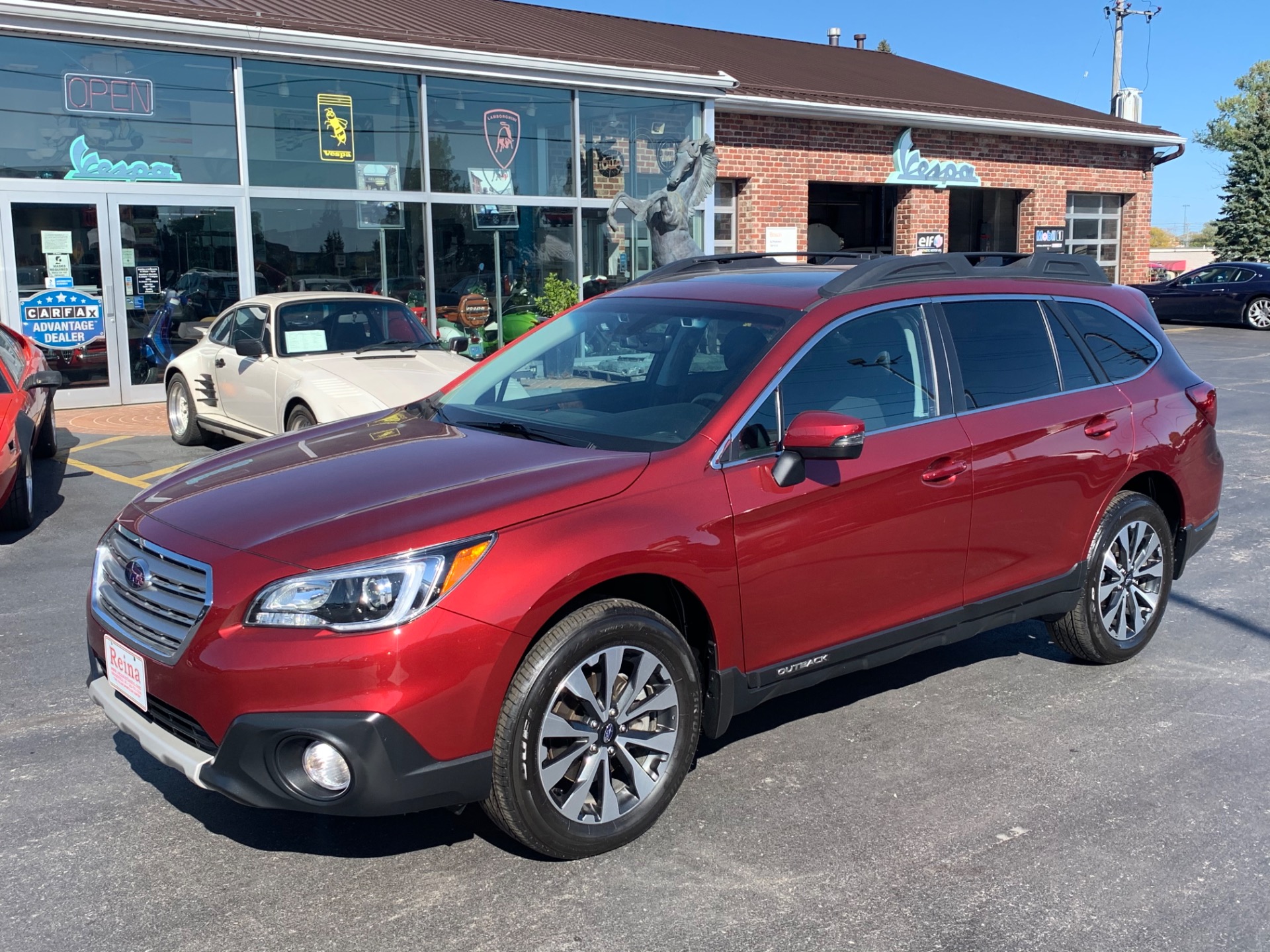 2017 Subaru Outback 2.5i Limited AWD w/Adaptive Cruise Stock