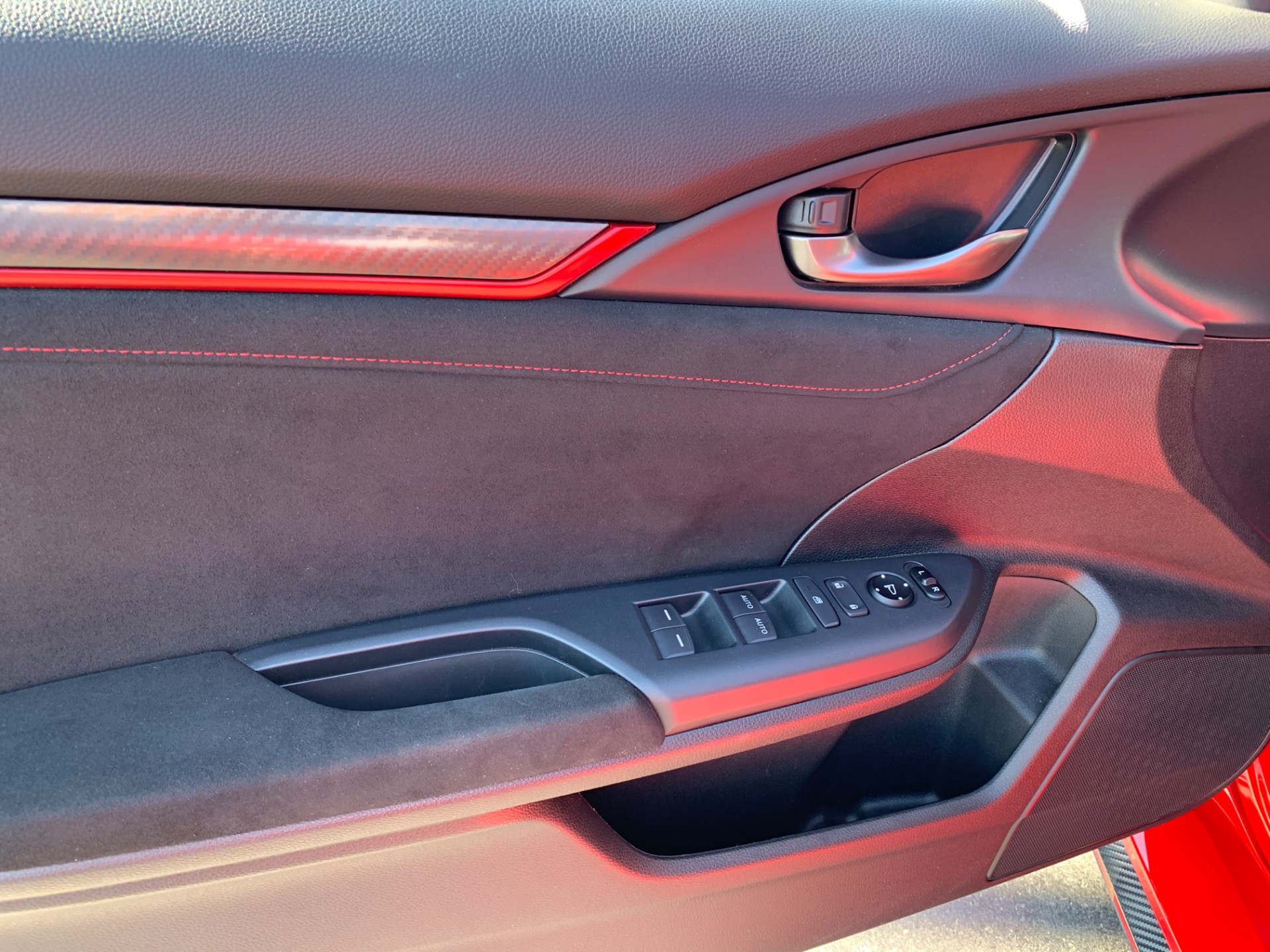 Used-2019-Honda-Civic-Type-R-Touring