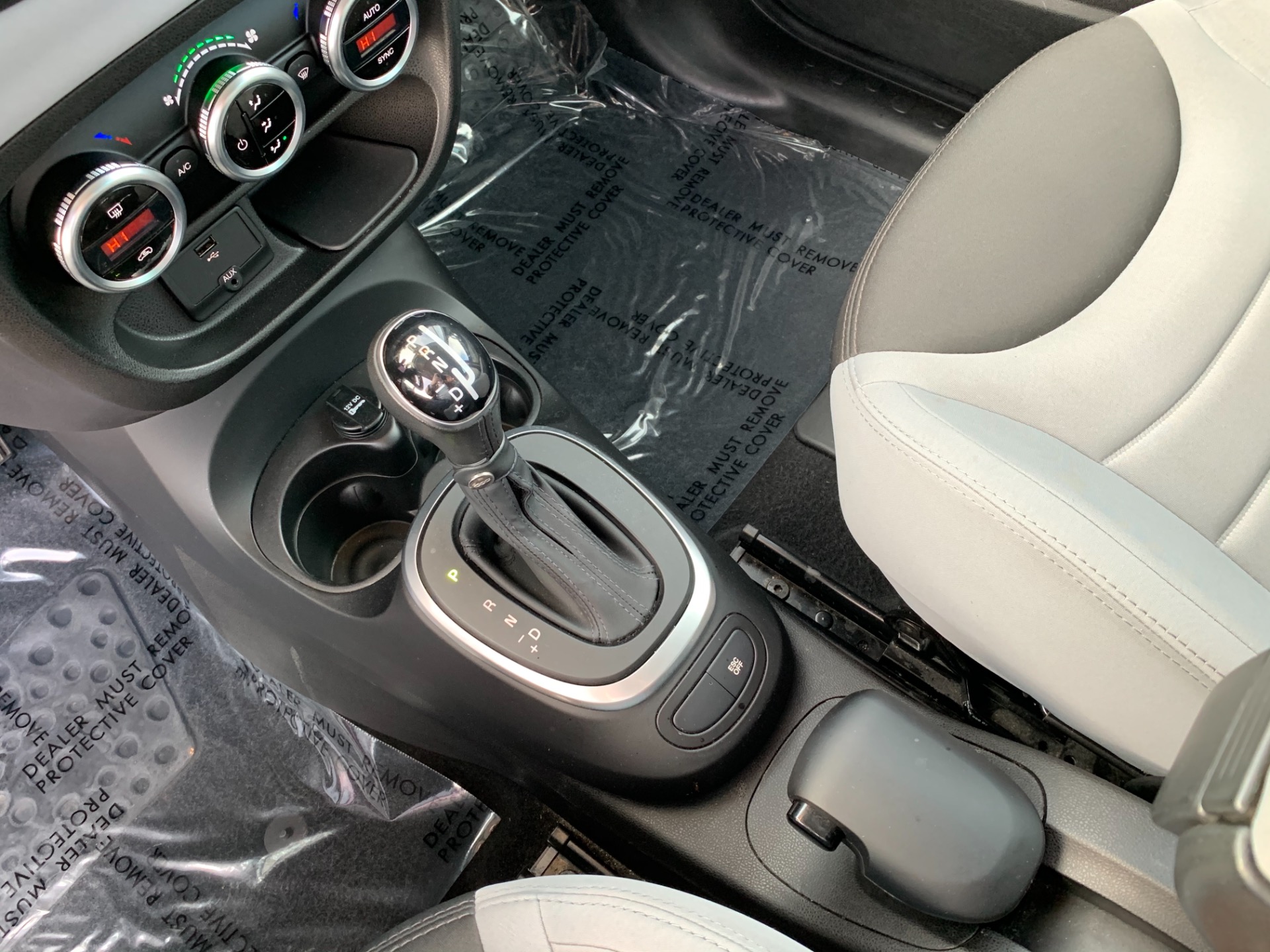 Used-2014-FIAT-500L-Easy