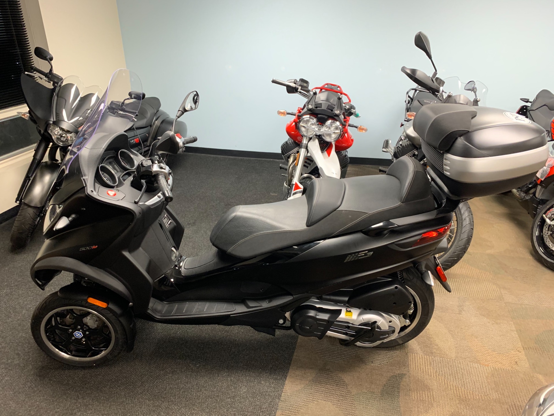 2016 piaggio mp3 500 specs