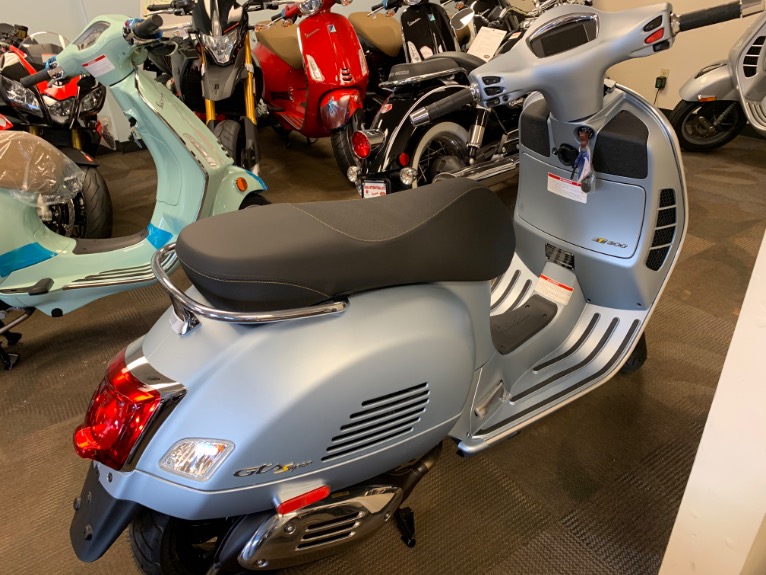 Getting My Vespa GTS 300 Super Tech HPE 75th Anniversary Edition 