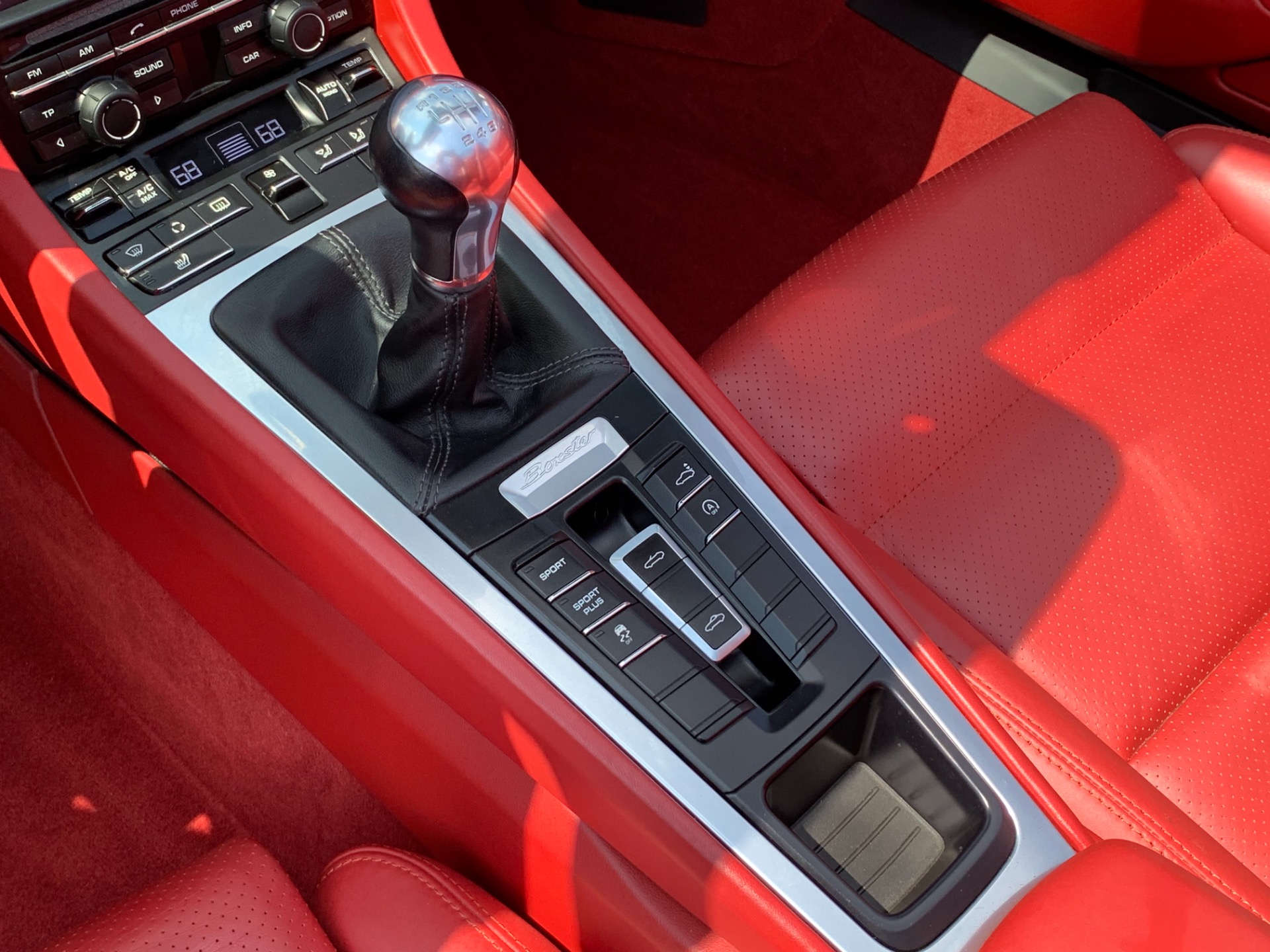 Used-2013-Porsche-Boxster-Convertible-6-Speed