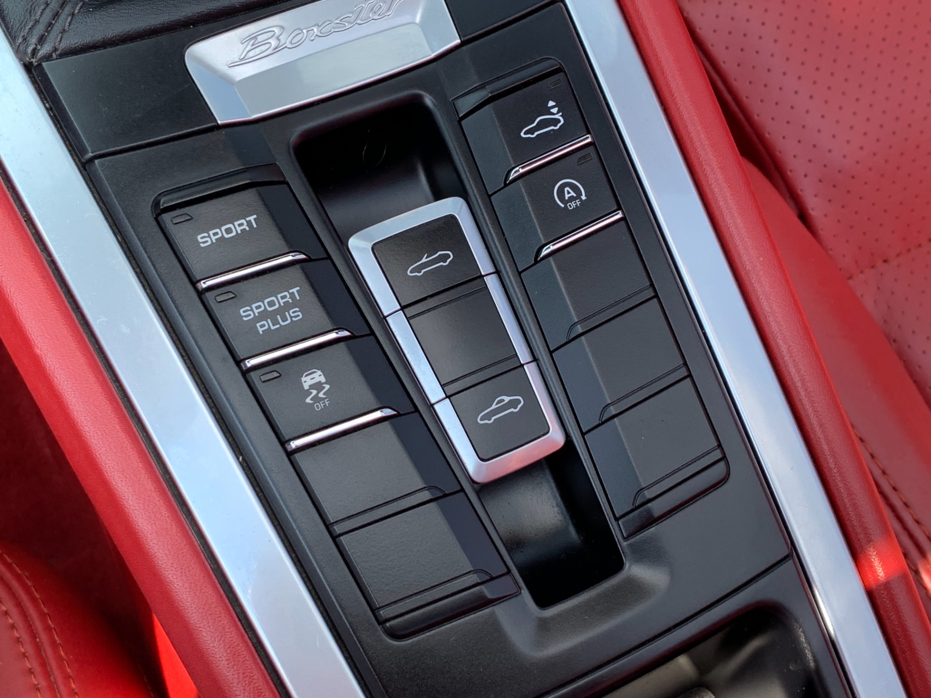 Used-2013-Porsche-Boxster-Convertible-6-Speed
