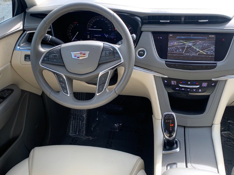 2018 Cadillac XT5 Luxury W/ Adaptive Cruise Stock 3269 for