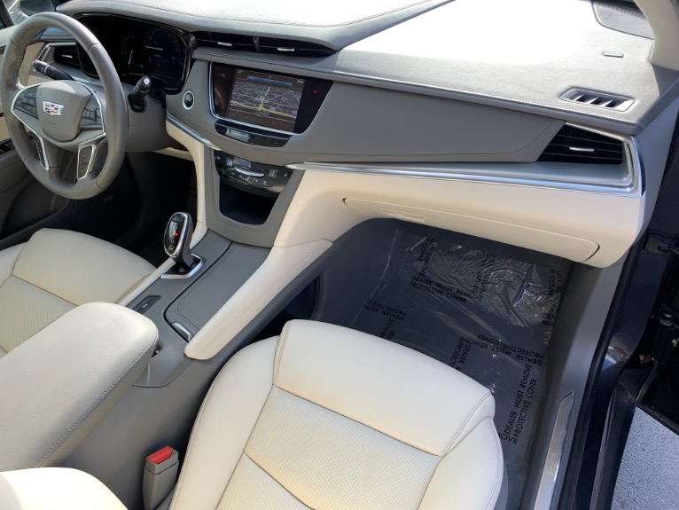 2018 Cadillac XT5 Luxury W/ Adaptive Cruise Stock 3269 for