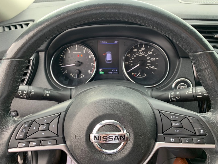 Used-2018-Nissan-Rogue-SL-AWD-w/Adaptive-Cruise