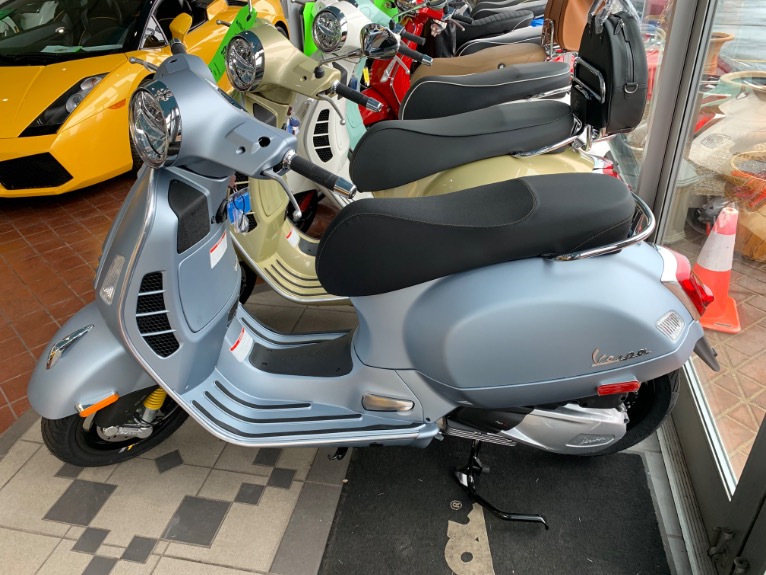 Vespa GTS 300 HPE Supertech - Scooter Central