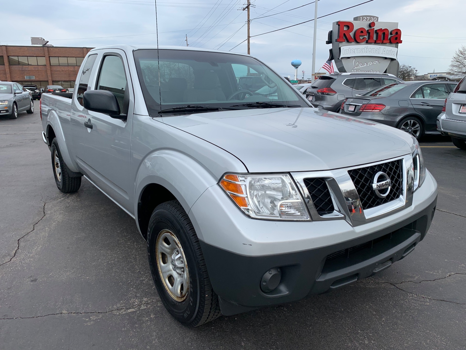 Used-2012-Nissan-Frontier-S