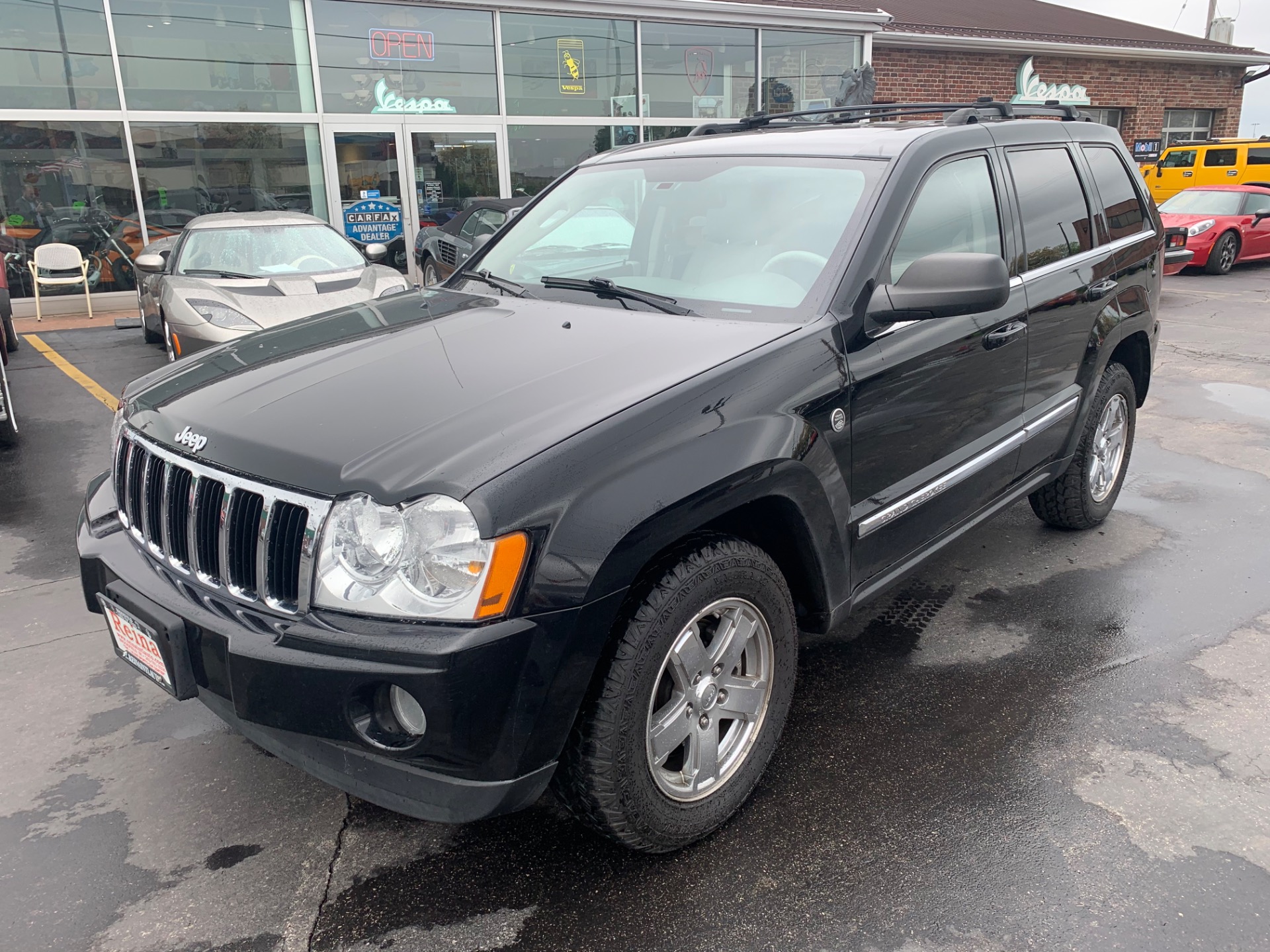 Used-2006-Jeep-Grand-Cherokee-Limited-4x4