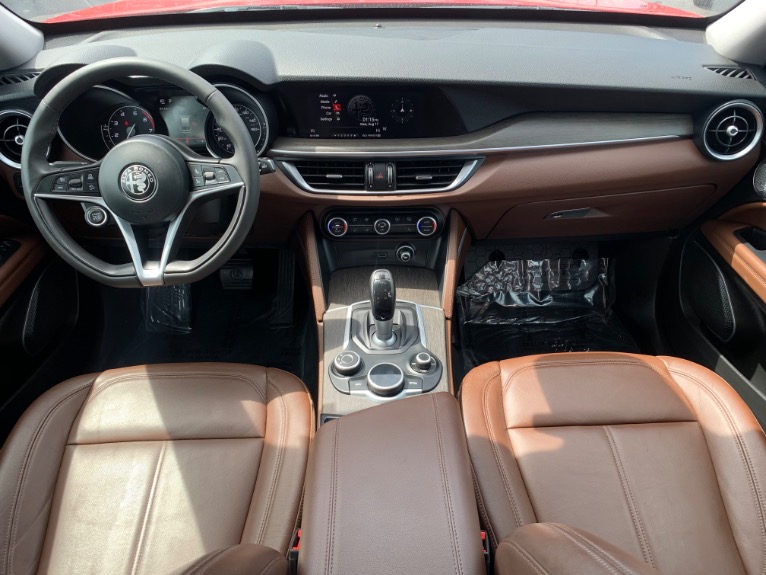 Used-2018-Alfa-Romeo-Stelvio-Ti-AWD-w/Adaptive-Cruise