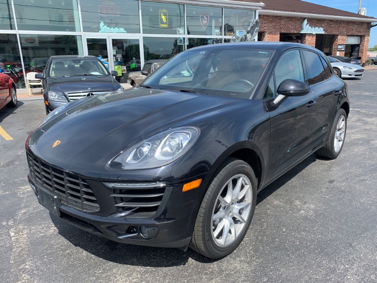 Used 2018 Porsche Macan AWD  | Brookfield, WI
