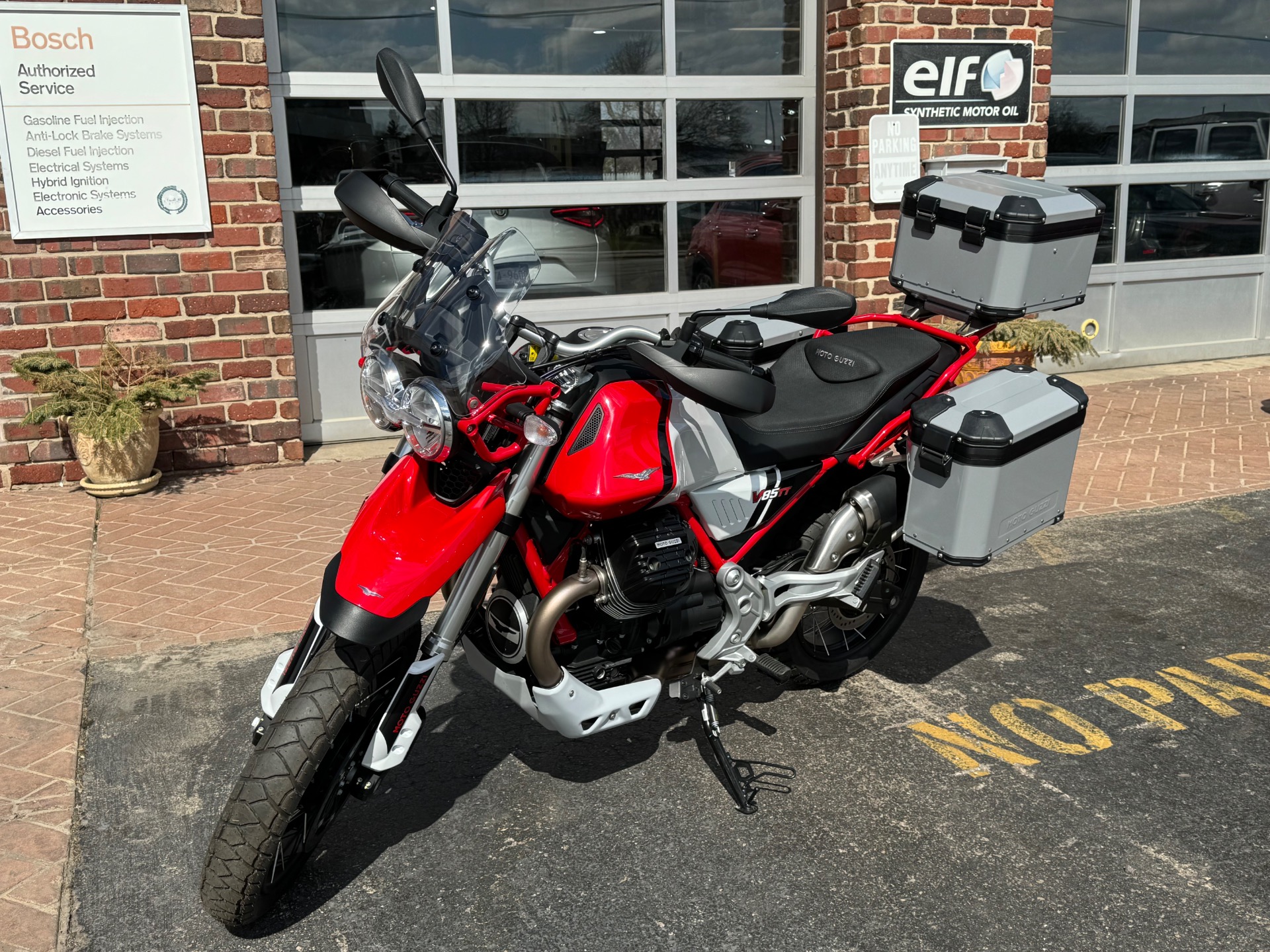 2022 MOTO GUZZI V85 TT Adventure Stock 11112 for sale near