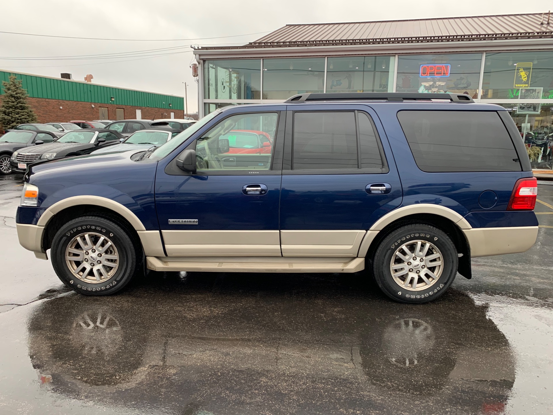 Used-2008-Ford-Expedition-Eddie-Bauer