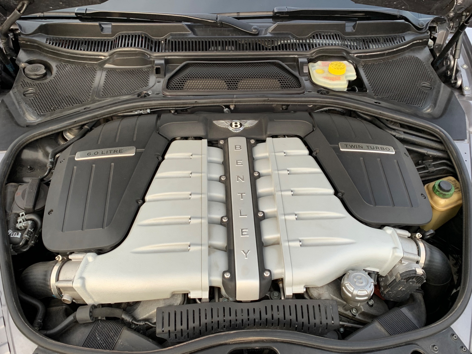 Used-2006-Bentley-Continental-Flying-Spur-AWD