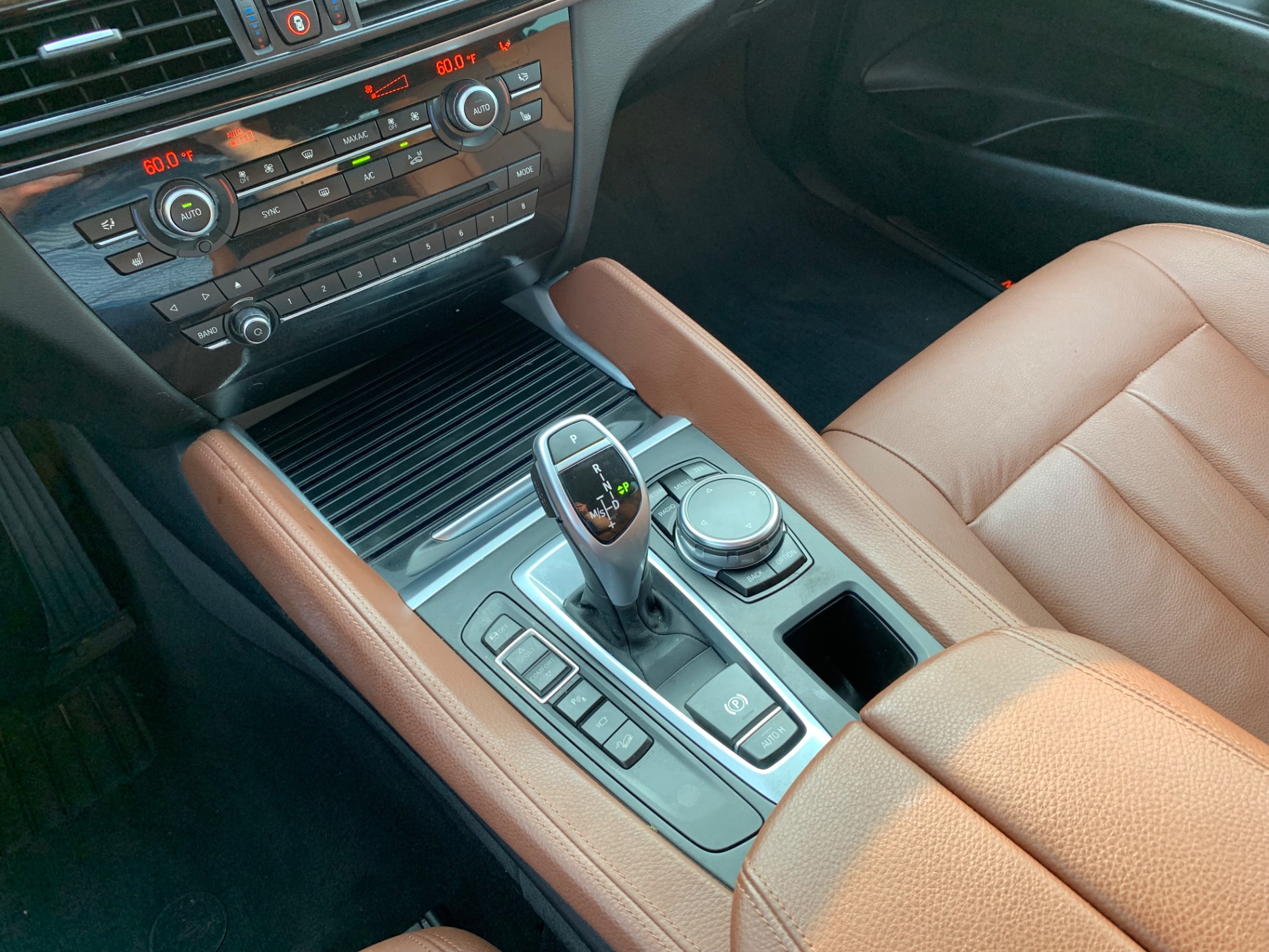 Used-2016-BMW-X6-xDrive35i