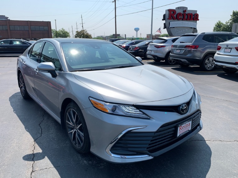 Used-2023-Toyota-Camry-XLE