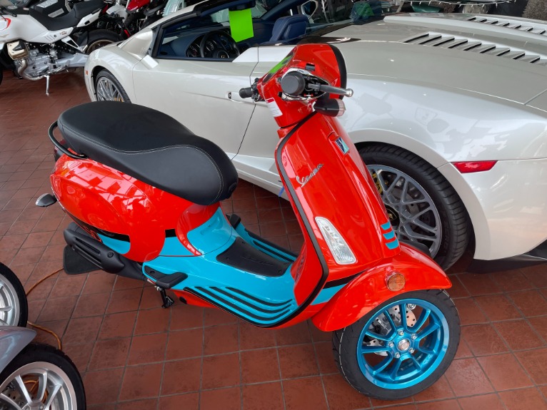 New-2023-VESPA-Primavera-50-Color-Vibe