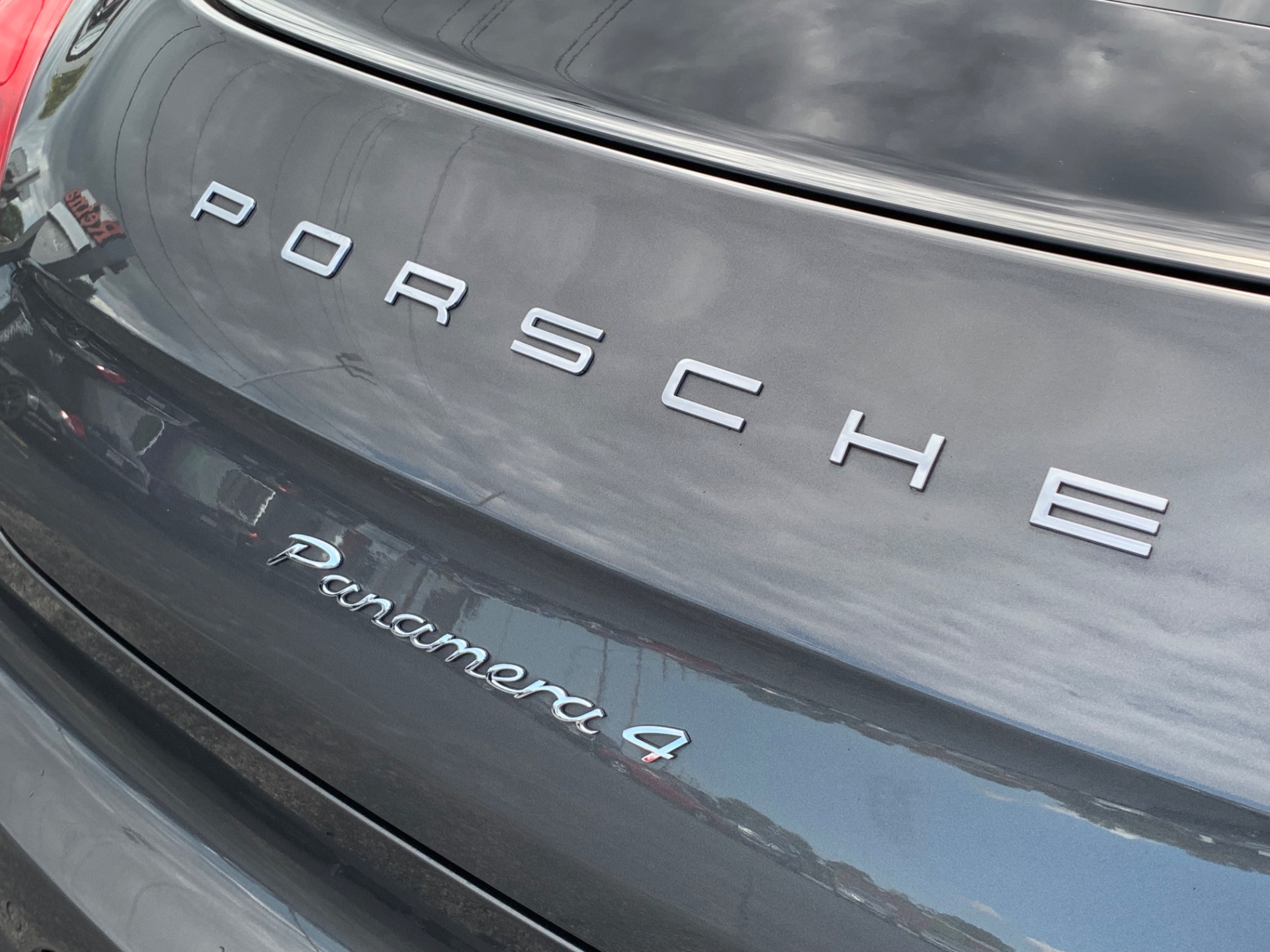 Used-2016-Porsche-Panamera-4-Edition
