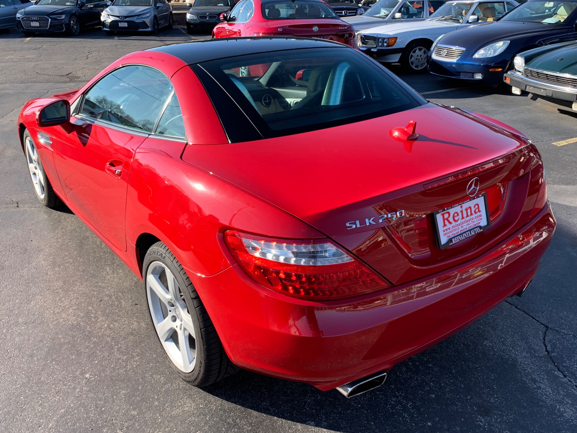 Used-2015-Mercedes-Benz-SLK-250-Convertible