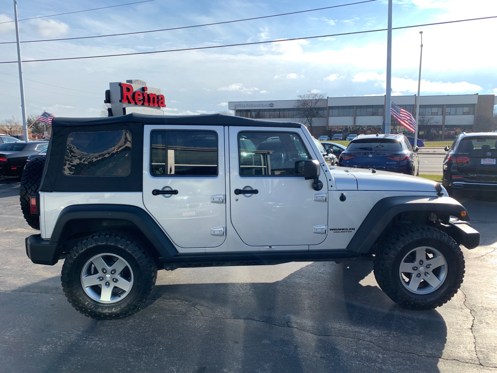 Used-2011-Jeep-Wrangler-Unlimited-Sport-4x4