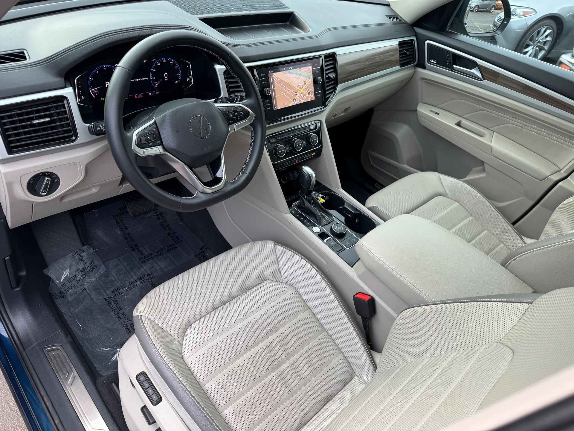 Used-2021-Volkswagen-Atlas-V6-SEL-Premium-4Motion-Mid-Year-Release