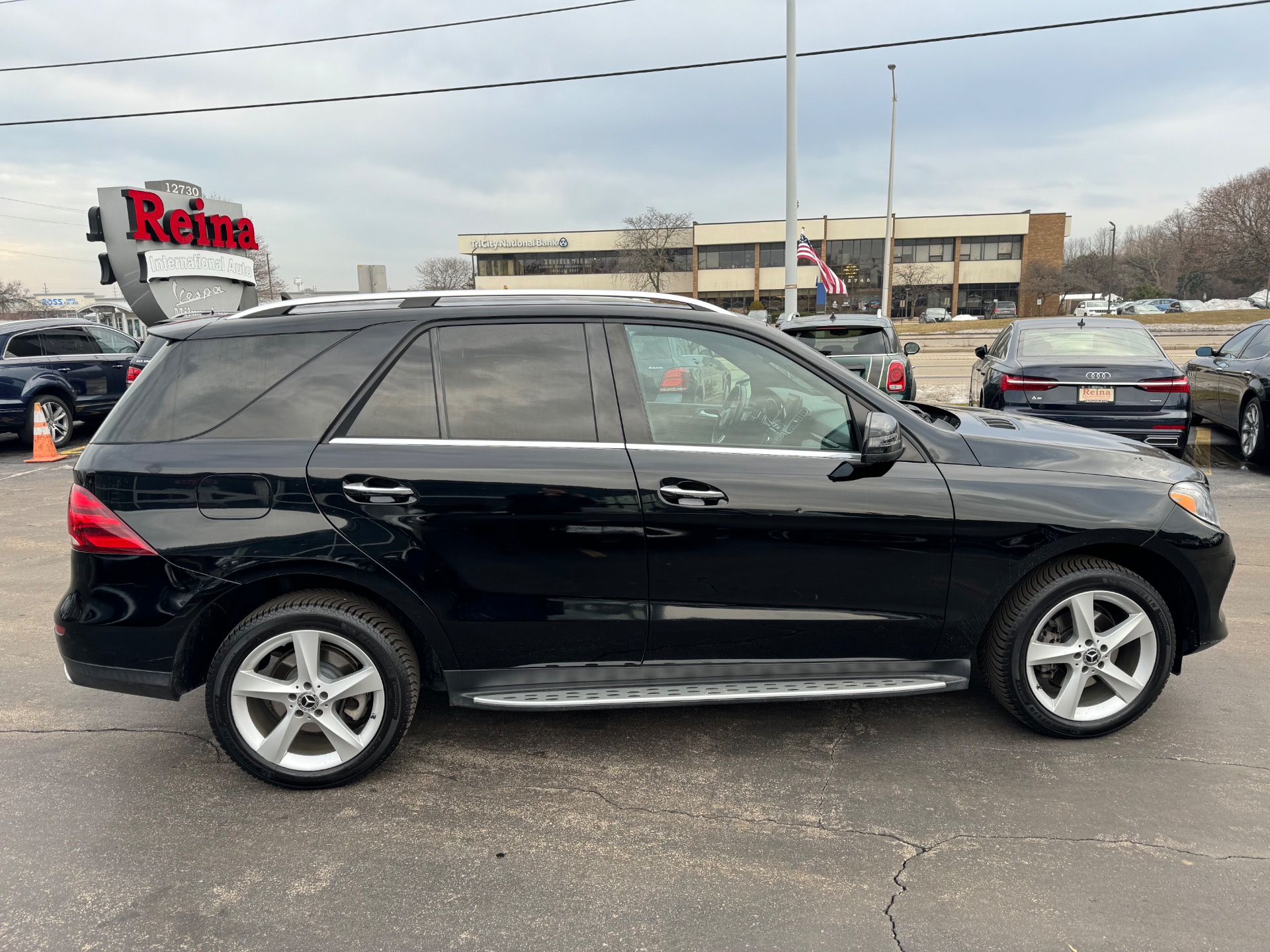 Used-2017-Mercedes-Benz-GLE-350-4MATIC