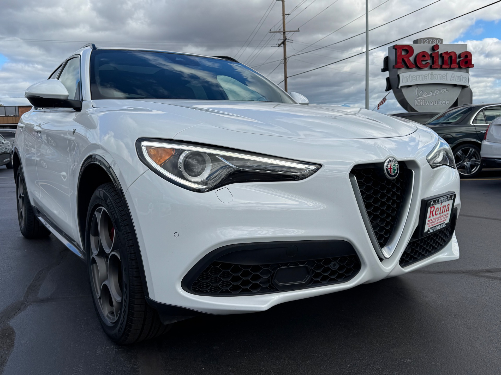 Used-2022-Alfa-Romeo-Stelvio-Ti-AWD